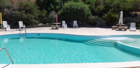Quiet with a big pool and a Spectacular view.